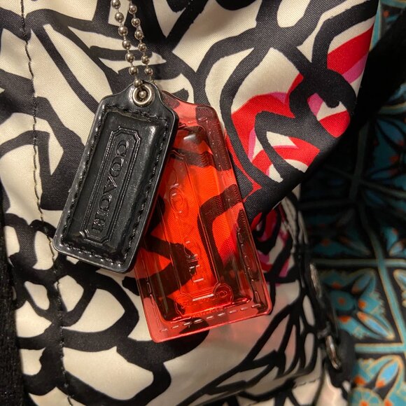 COACH Floral Poppy Graffiti Tote Bag - Like New! - Picture 10 of 16